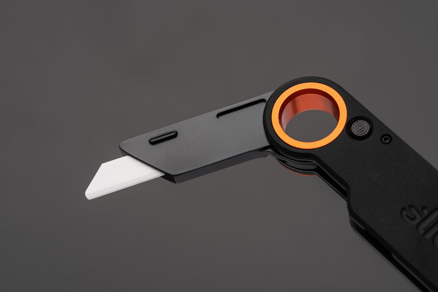 Cutter pliant