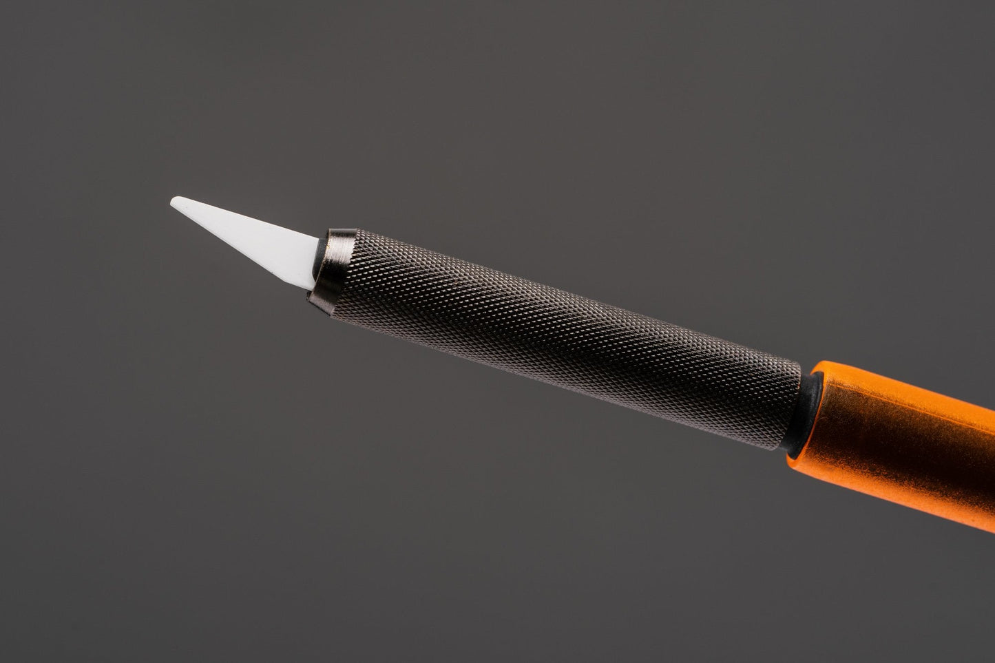 Couteau de bricolage (capuchon de sécurité)